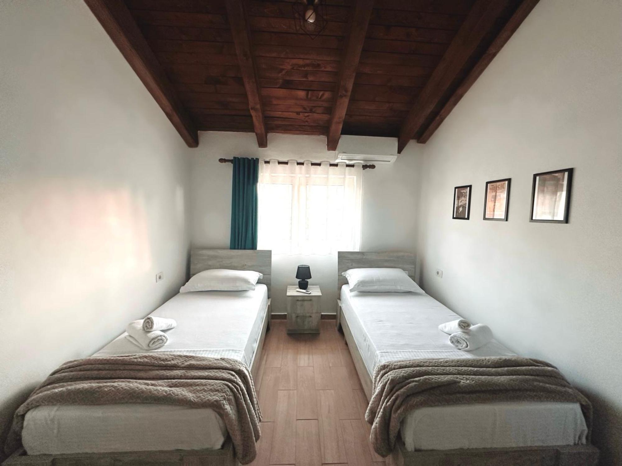 Js House Shkoder 1 Apartment Ngoại thất bức ảnh